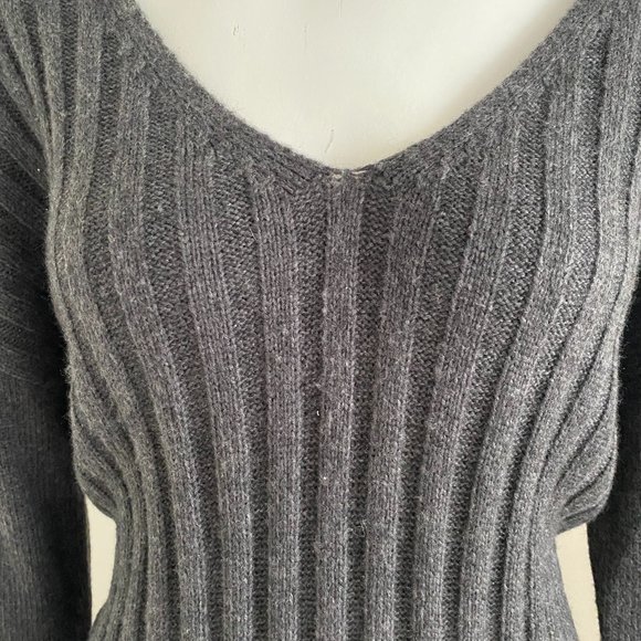 Deep V Knit Sweater - Picture 3 of 3